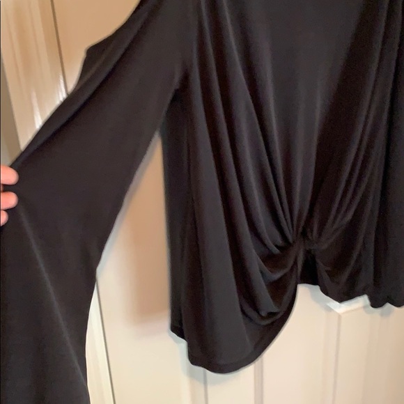 Black Cold Shoulder Top - Picture 4 of 8